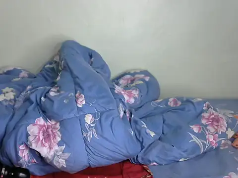 pretty julie22 online show from 06.14.26