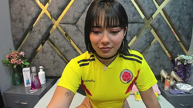 roxane vega online show from 07.07.26