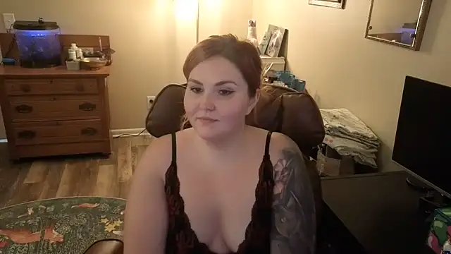 Snapshot of Peachyheat98 chatting on 06.07.26 Peachyheat98 online show from 06.07.26