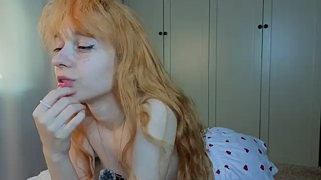 tgirlfoxy online show from 07.22.26