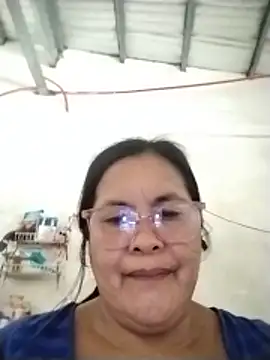 Snapshot of ClassyLady51 chatting on 06.11.26 ClassyLady51 online show from 06.11.26