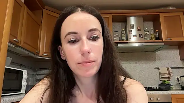 Flamingo Queen online show from 06.11.26