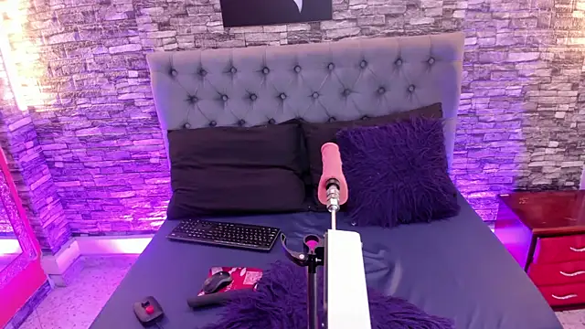 AngeliqueGirard online show from 07.20.26