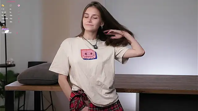 CaseyMulders online show from 07.09.26