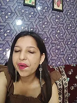 Queen Rosyy online show from 07.28.26