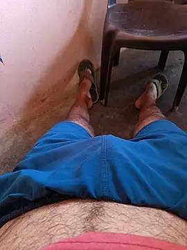 Snapshot of Desindianbull69 chatting on 06.23.26 Desindianbull69 online show from 06.23.26