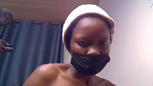 Snapshot of Derah_O chatting on 07.19.26 Derah O online show from 07.19.26