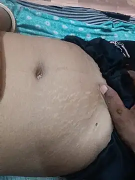 Snapshot of sexybhabi114 chatting on 07.25.26 sexybhabi114 online show from 07.25.26