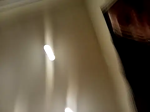 Calissweetestchick 1M online show from 07.04.26