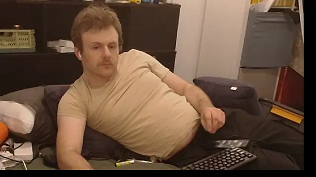 Snapshot of kinkyboipig chatting on 08.01.26 kinkyboipig online show from 08.01.26