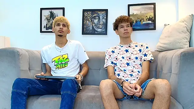 Hot skinny guys online show from 06.09.26