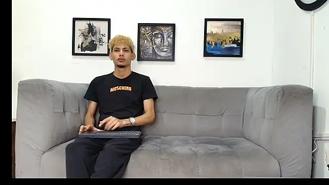 Hot skinny guys online show from 06.19.26