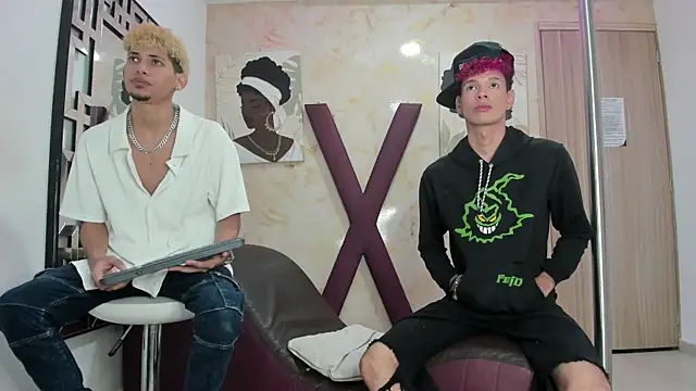 Hot skinny guys online show from 07.04.26
