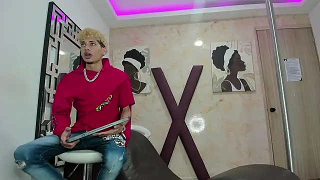 Hot skinny guys online show from 07.08.26