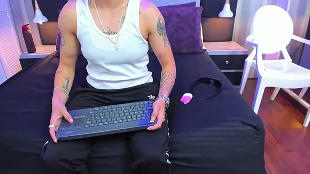 Pixelriott online show from 06.17.26