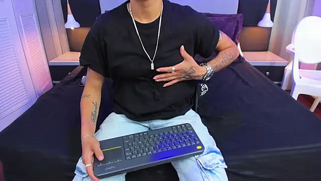 Pixelriott online show from 06.20.26