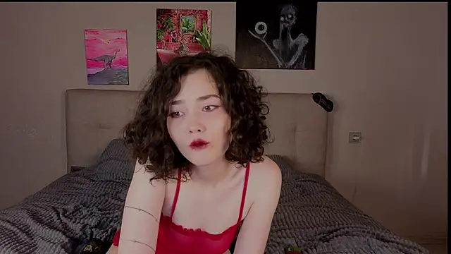 Snapshot of PussyAllNight chatting on 06.18.26 PussyAllNight online show from 06.18.26