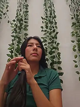Carla Alvez online show from 07.04.26