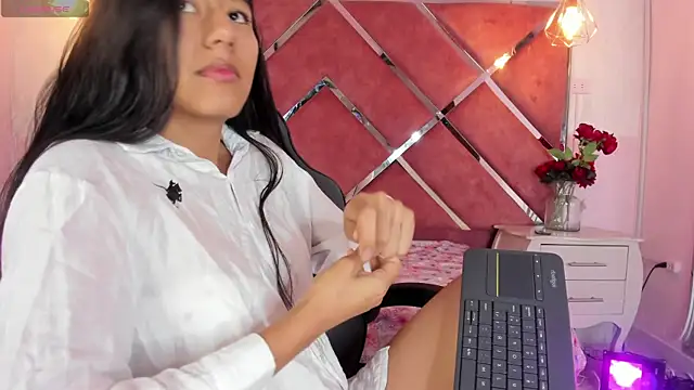 Carla Alvez online show from 07.17.26