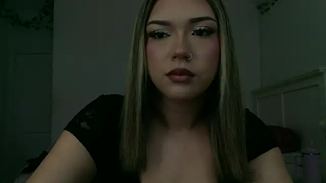 Snapshot of juicyxi chatting on 06.11.26 juicyxi online show from 06.11.26