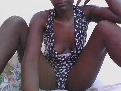 ebonypetite2 online show from 07.28.26