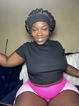BigBootyBrie01 online show from 06.18.26
