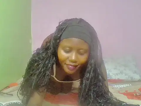 cute bee online show from 06.15.26