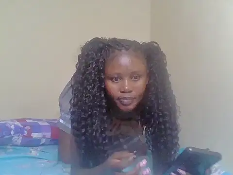 cute bee online show from 07.11.26