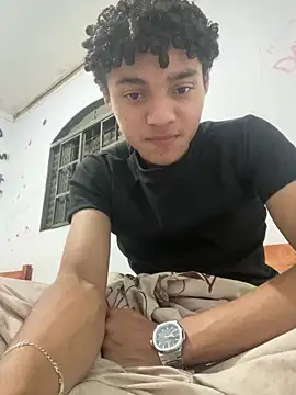 Guilhermesousaferro online show from 06.14.26