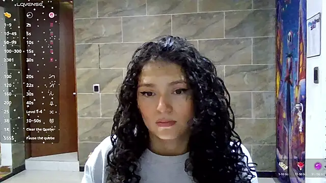 Diamond Curls online show from 07.28.26