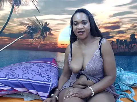 Snapshot of VelvetVixenMilf chatting on 06.24.26 VelvetVixenMilf online show from 06.24.26