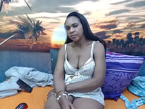 Snapshot of VelvetVixenMilf chatting on 06.25.26 VelvetVixenMilf online show from 06.25.26