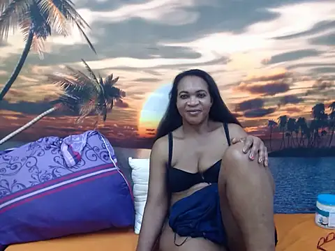 Snapshot of VelvetVixenMilf chatting on 07.01.26 VelvetVixenMilf online show from 07.01.26
