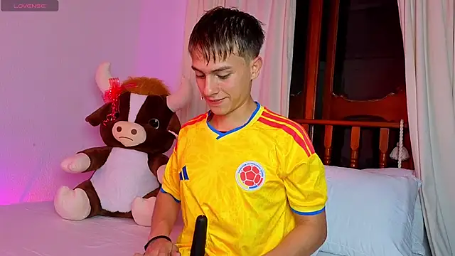 Evaan Hot online show from 06.14.26
