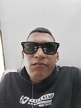 Juniorluzardo online show from 07.10.26