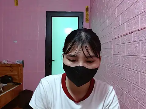 Snapshot of ThuyTien279 chatting on 07.16.26 ThuyTien279 online show from 07.16.26