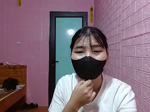 Snapshot of ThuyTien279 chatting on 07.21.26 ThuyTien279 online show from 07.21.26