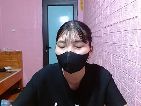 Snapshot of ThuyTien279 chatting on 07.24.26 ThuyTien279 online show from 07.24.26