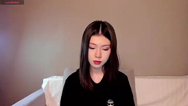 KiraSilkRabbit online show from 06.20.26