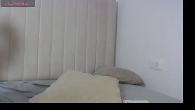 Snapshot of koral_27 chatting on 06.17.26 koral 27 online show from 06.17.26