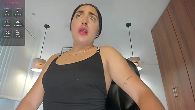 Snapshot of naiah_blue chatting on 07.18.26 naiah blue online show from 07.18.26