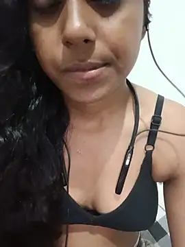 Snapshot of Anjali-8905 chatting on 07.05.26 Anjali-8905 online show from 07.05.26
