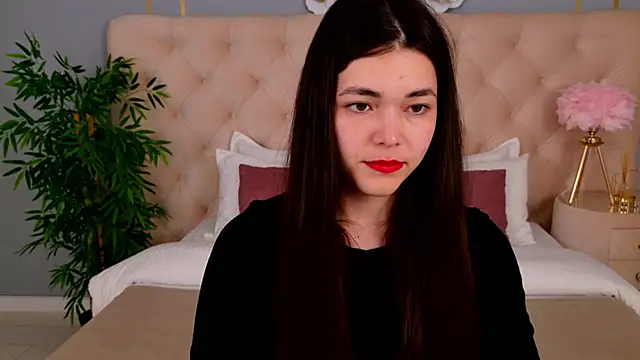 MaddieMeyer online show from 06.15.26