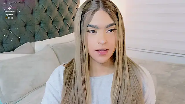 Snapshot of Scarlethvhonparker chatting on 11.29.25 Scarlethvhonparker online show from 11.29.25