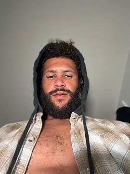 HungStr8Lightskin online show from 07.02.26