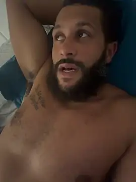 HungStr8Lightskin online show from 07.20.26
