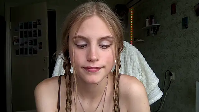 StacyPinky online show from 07.17.26