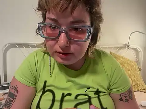 mysteradecadent online show from 06.14.26