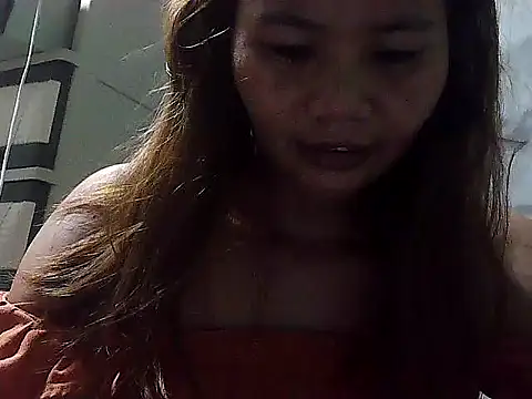 Snapshot of mymommy69 chatting on 06.18.26 mymommy69 online show from 06.18.26