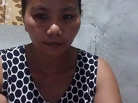 Snapshot of mymommy69 chatting on 07.26.26 mymommy69 online show from 07.26.26